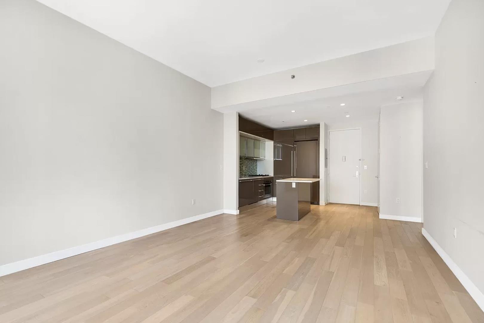 75 Wall Street, Apt 25-Q