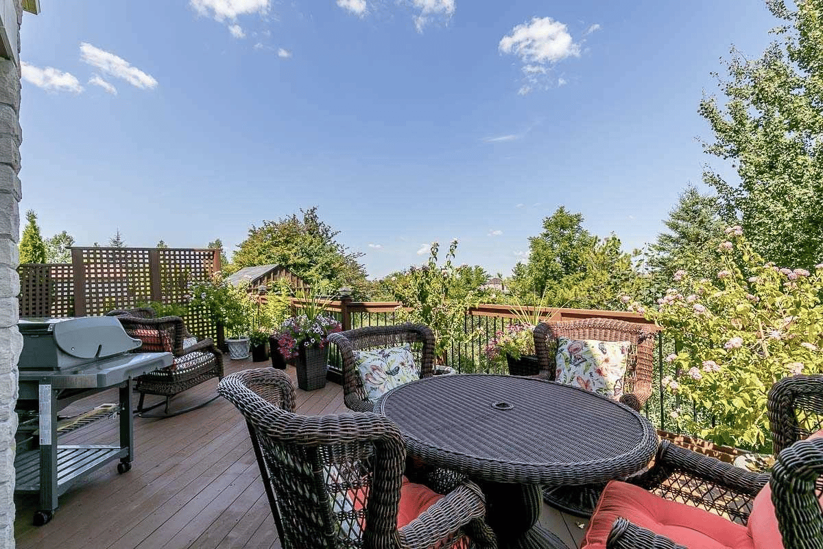 159 Ivy Jay Cres N