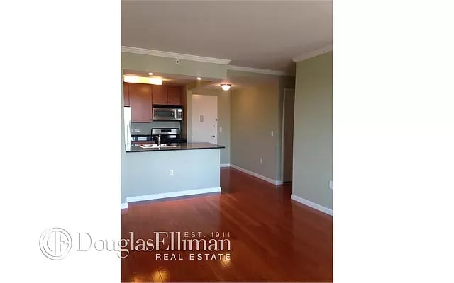 455 Main Street Unit: 4P
