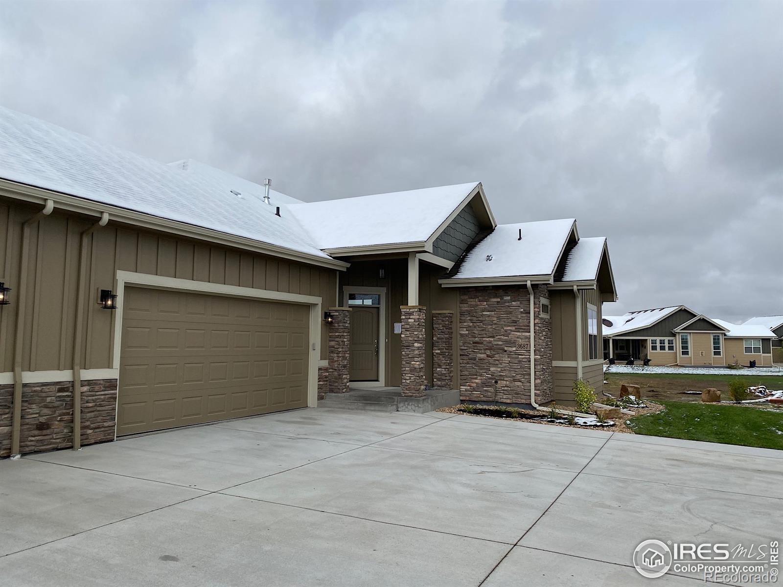3687 Saguaro Dr