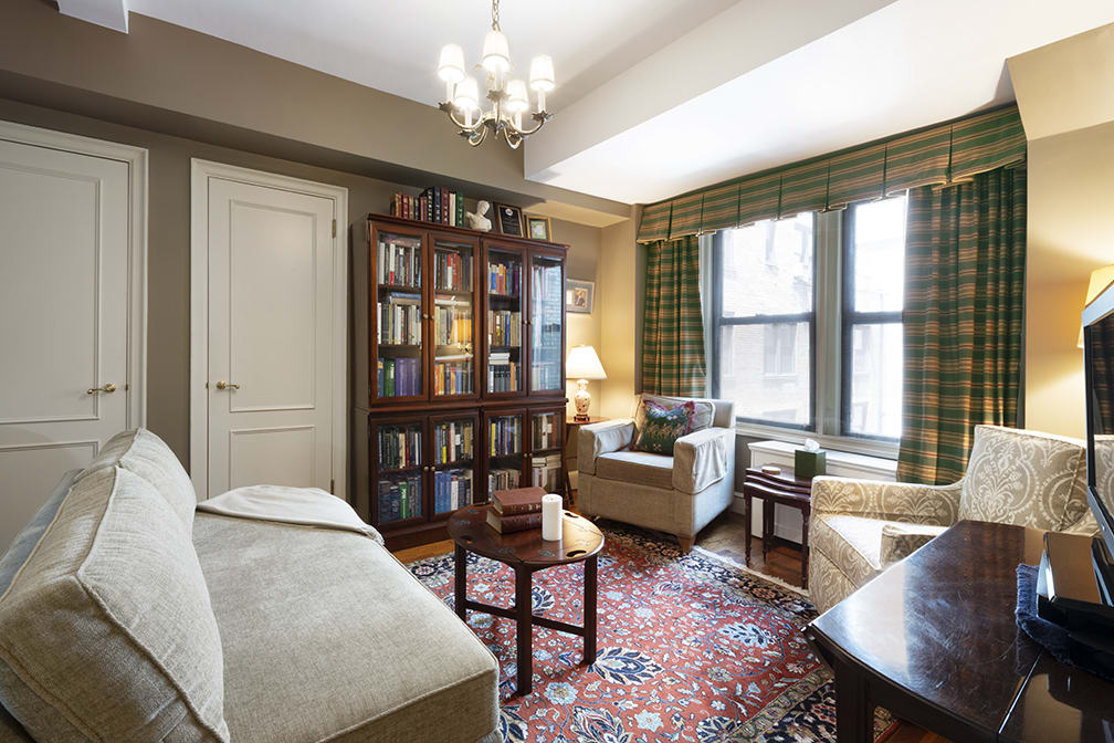 205 East 78th Street Unit: 17J