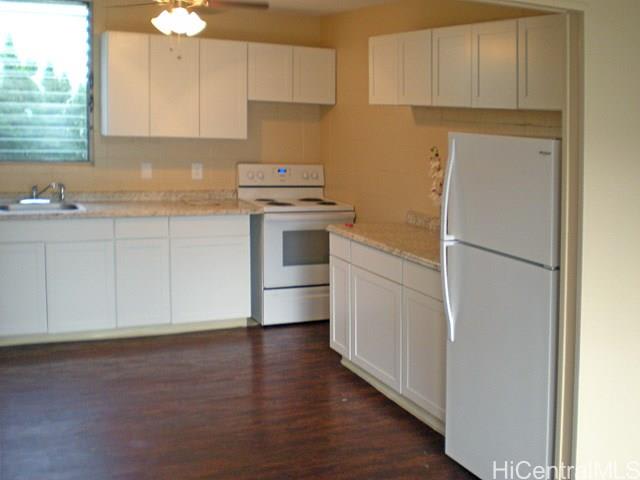 94-011 Waipahu St #E205
