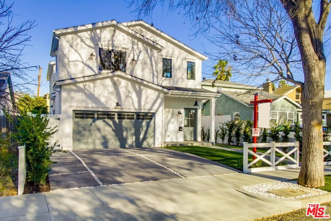 3520 Butler Ave