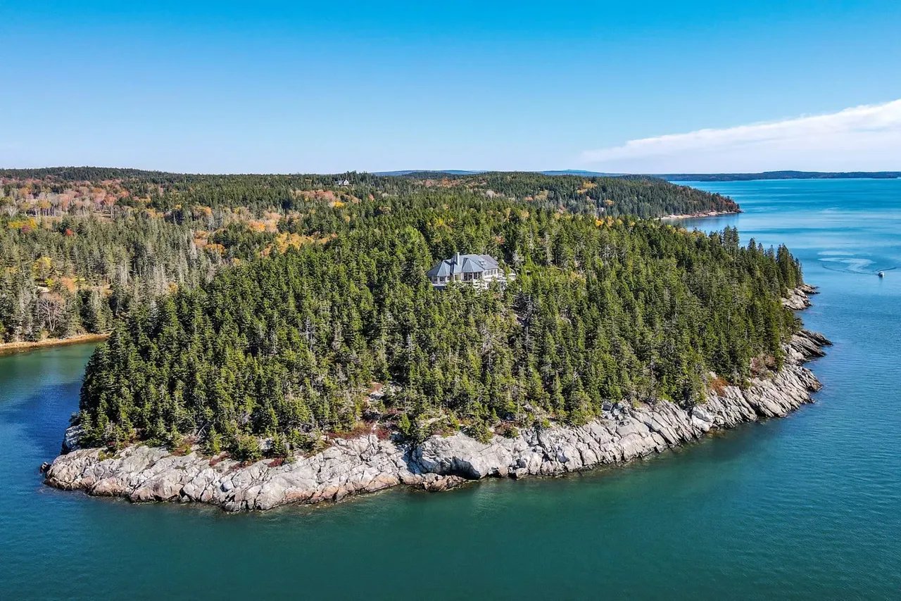 Luxury Coastal Rental on 7 Acres of Waterfront in Brooksville