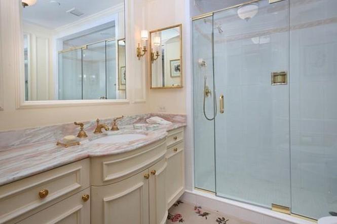 2 Commonwealth Ave #8B