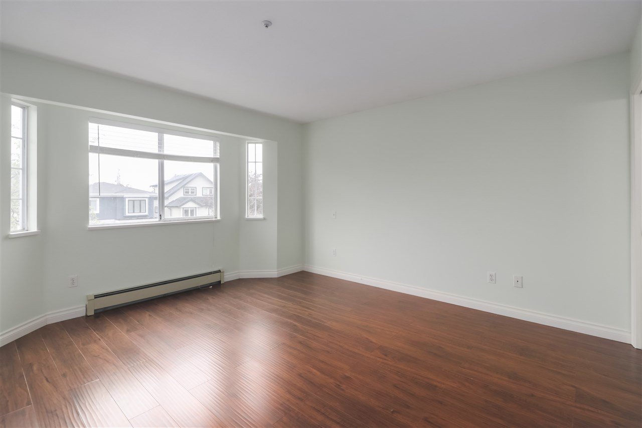 895 E 58th Ave