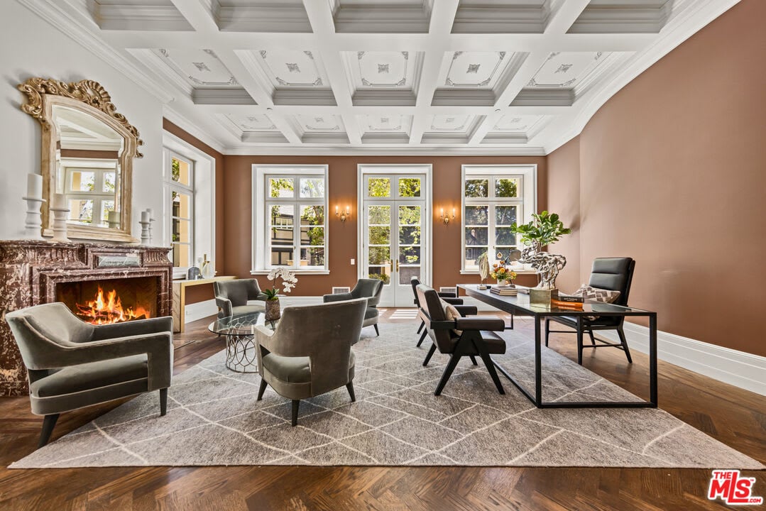 Grandeur Oasis