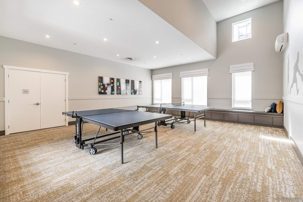 115-9366 Tomicki Avenue, Richmond