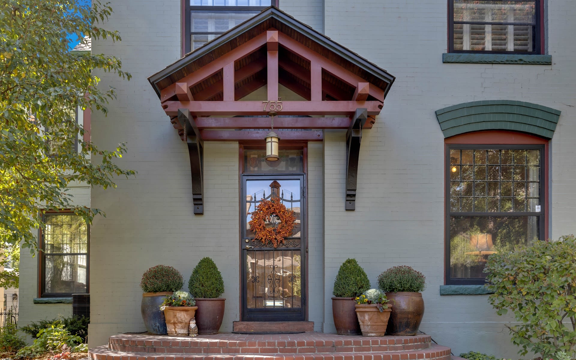 755 N Lafayette Street