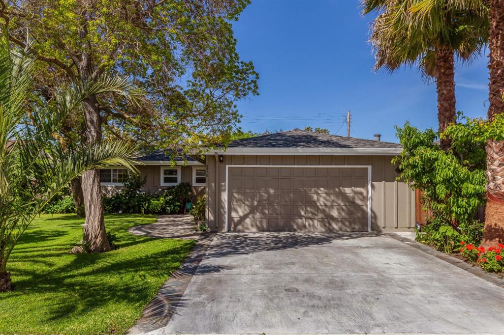 2578 Elliot Ct