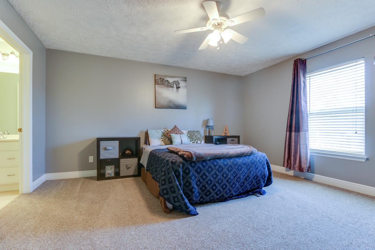 5307 Nicholas Lane