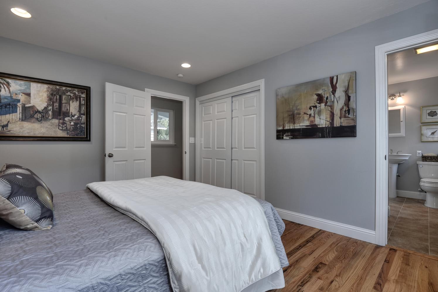 2980 Cambridge Dr