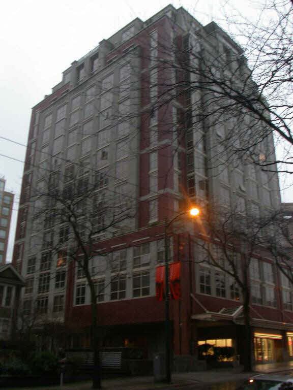 1003-819 Hamilton St