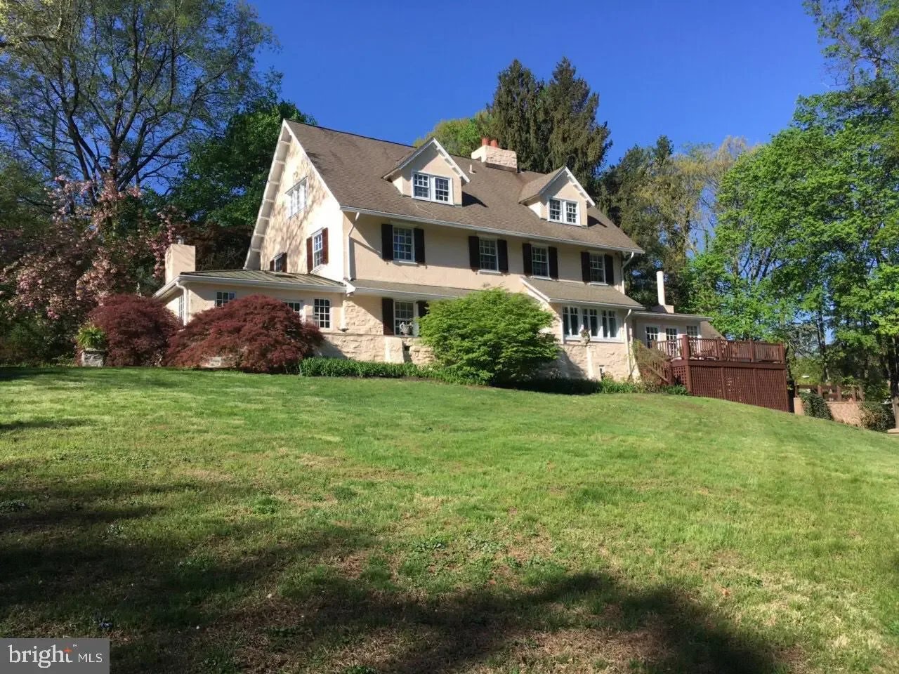 140 Valley Rd