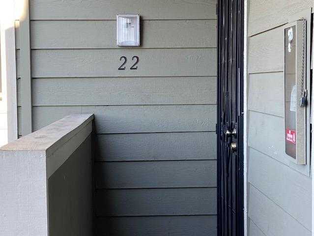 22 Castlecrest DR