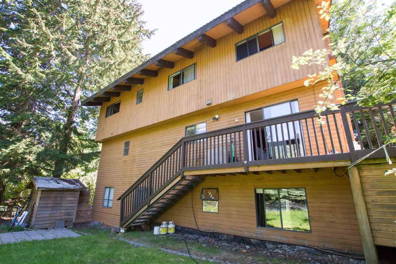 8123 Alpine Wy