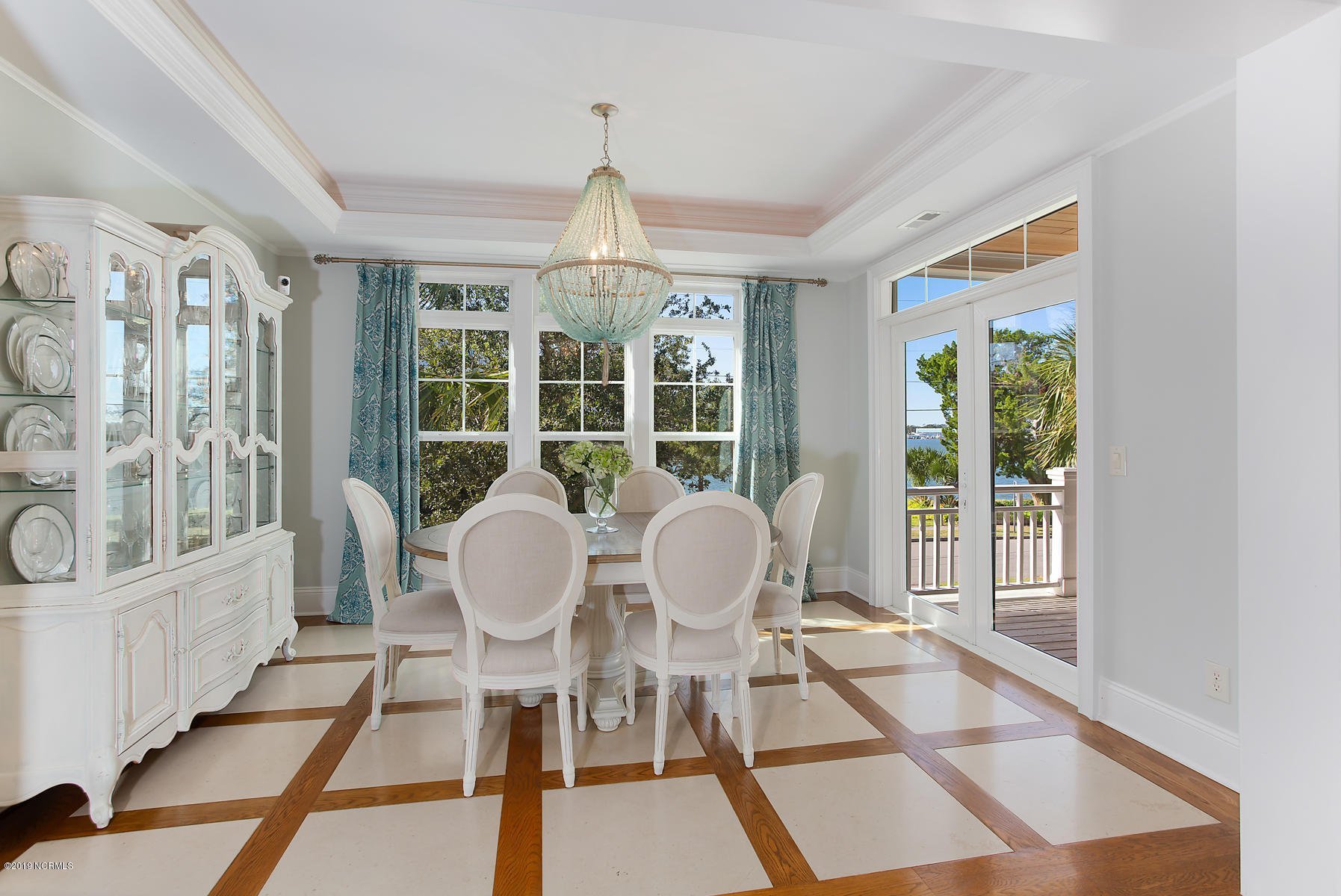 103 Island Dr