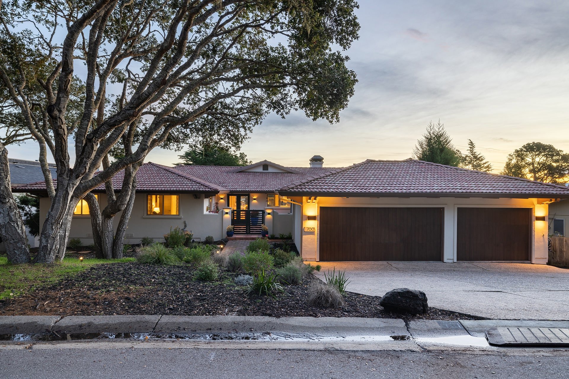 Modern Monterey Paradise - 700 Fernwood Ave