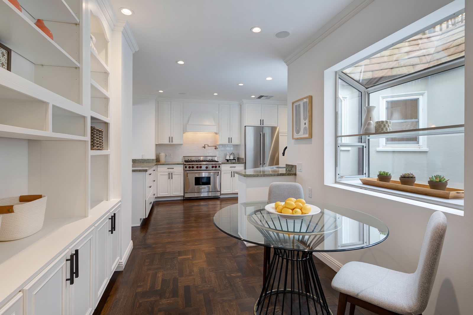2257 Beach