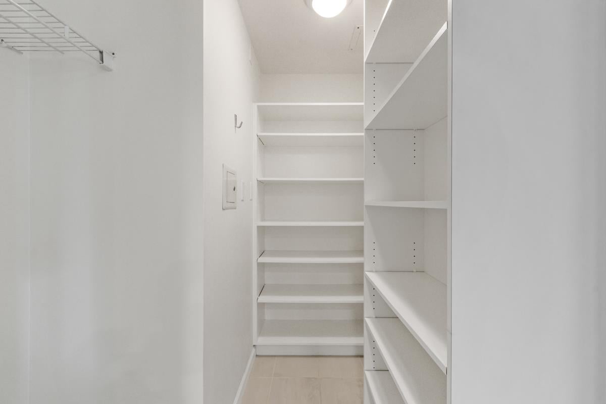 802-1331 W Georgia St