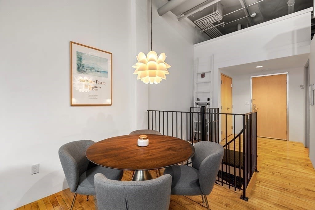 121 Beach St, #102