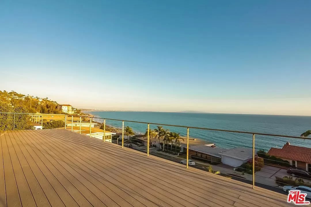 18125 Coastline Dr #1