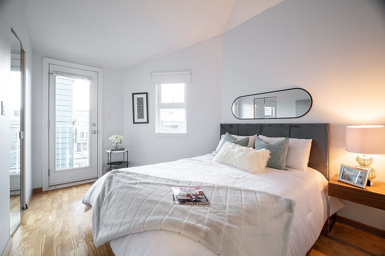 212-1045 W 8th Avenue, Vancouver