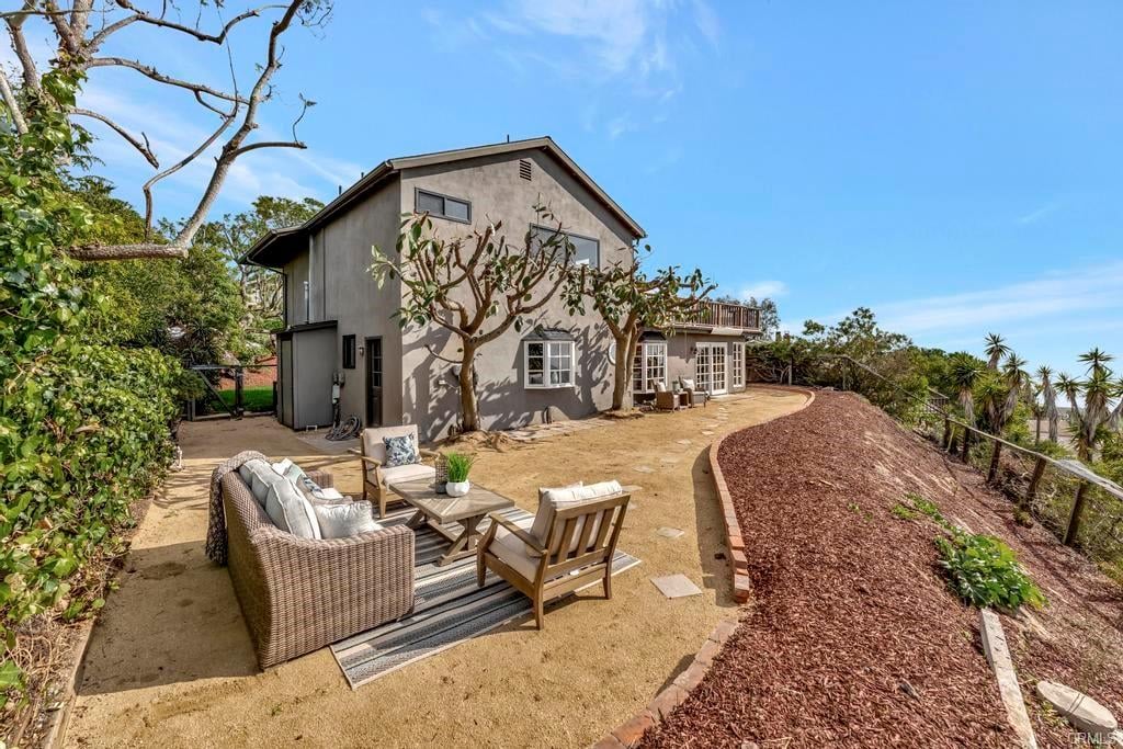 3069 Zell Drive