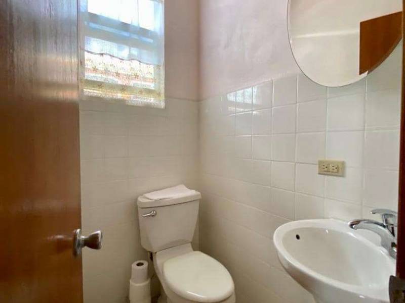 293 Cane Garden Bay 1 Bedroom Apartment
