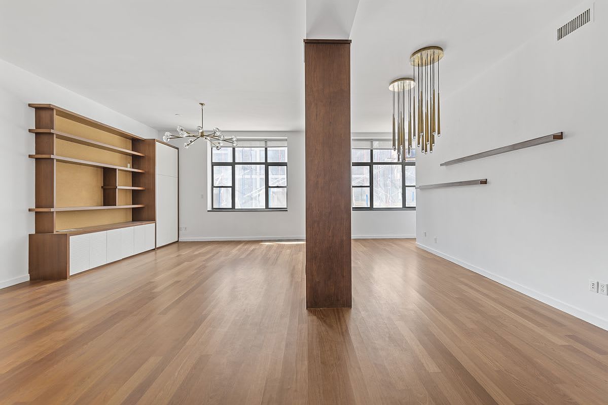 66 9th Ave, #2W