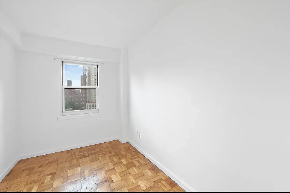 445 East 86th St unit 9-D