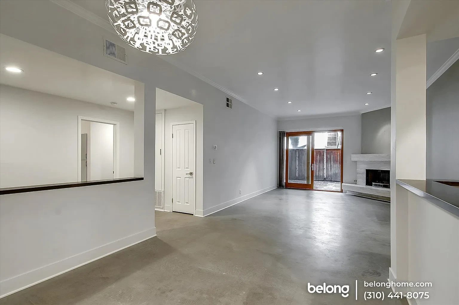 11755 Montana Ave APT 106