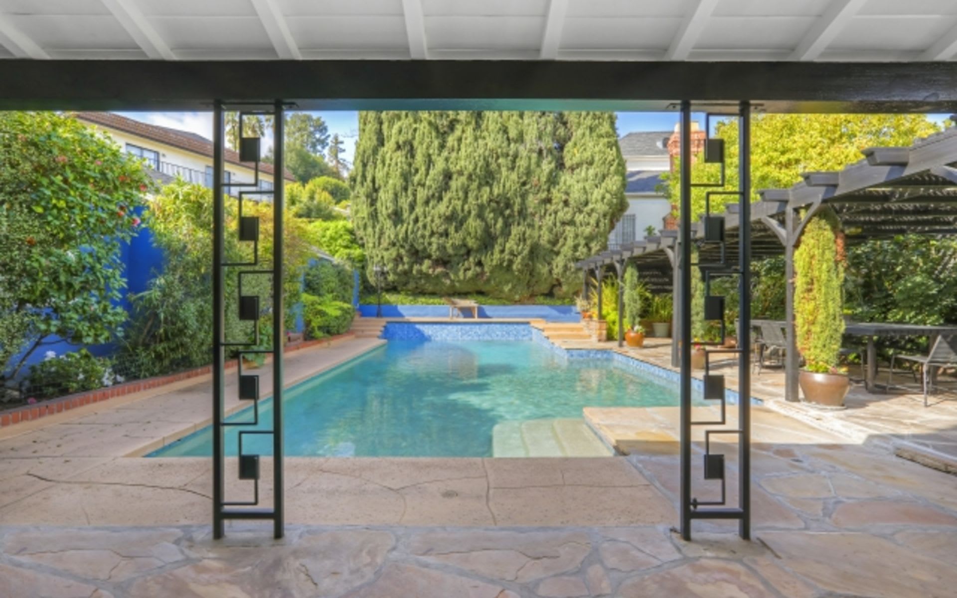 3503 Griffith Park Blvd