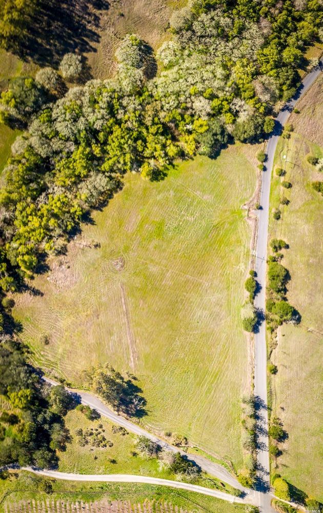 5289 Sonoma Mountain Rd