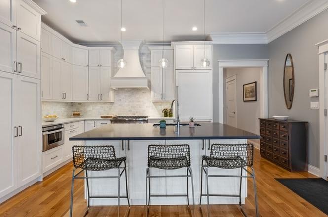1419 W Byron St #2