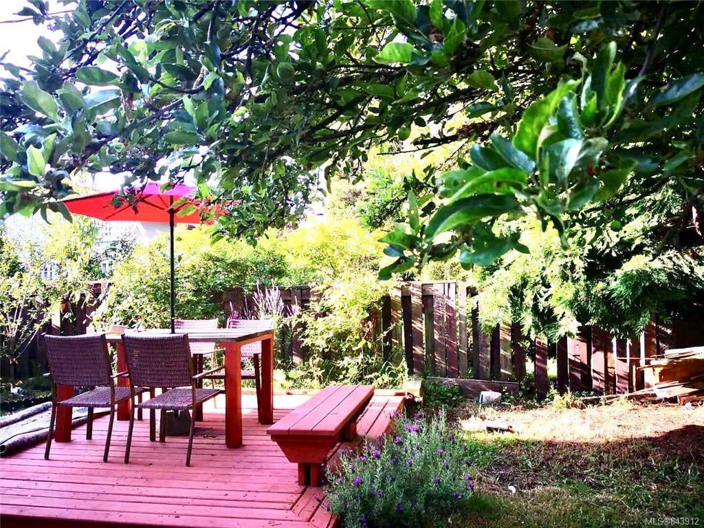 3236 Frechette St, Saanich