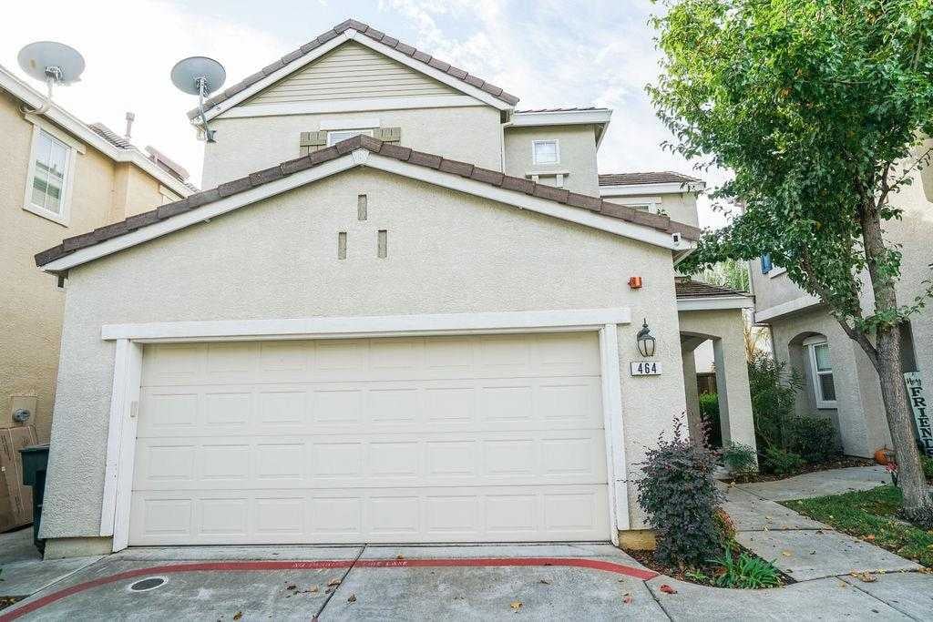 464 Navigator Dr