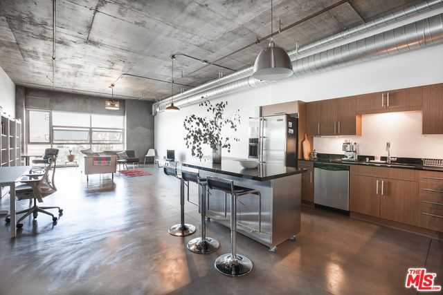 510 S HEWITT ST Apt 411