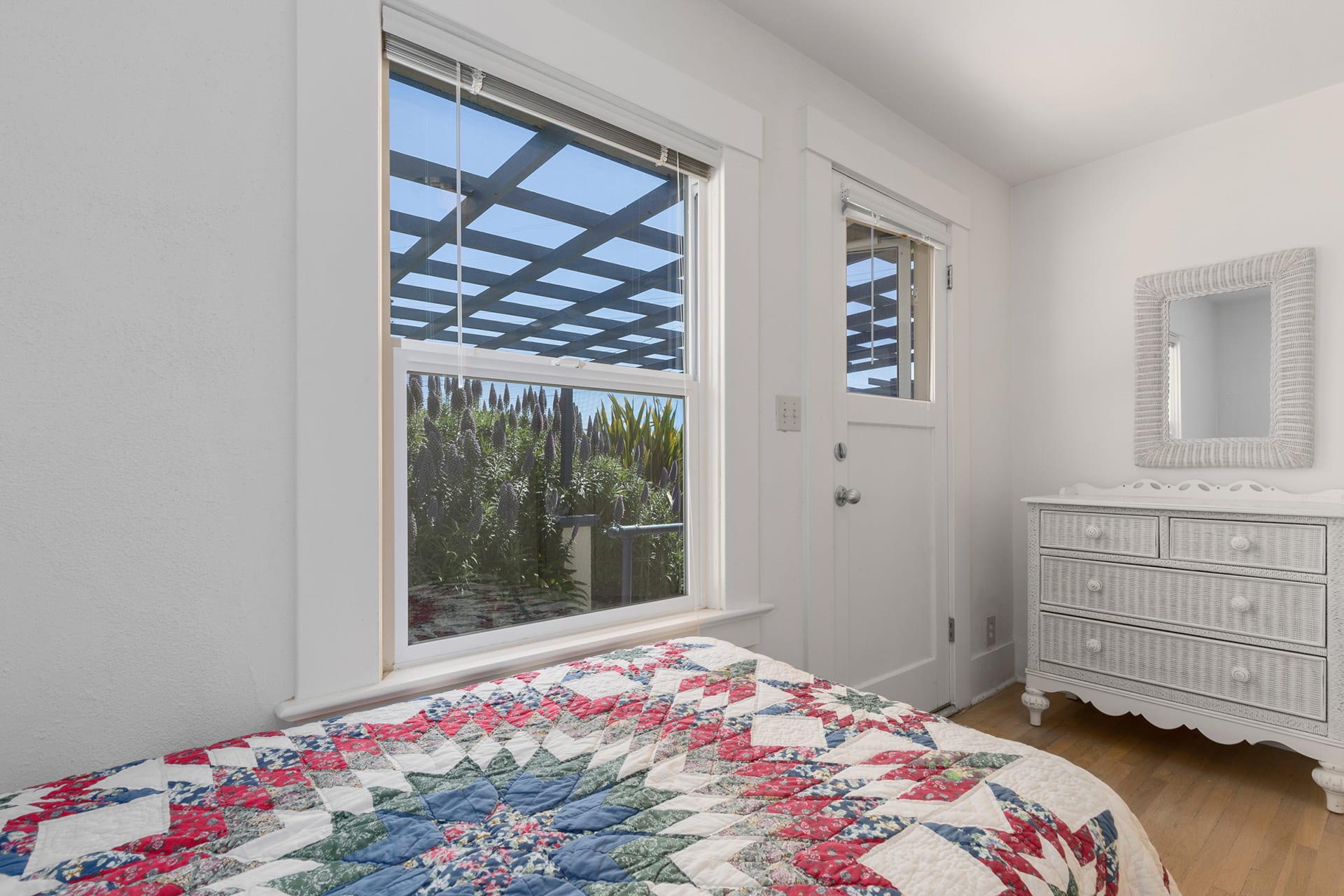 Pleasure Point Perfection - 23805 E Cliff Dr