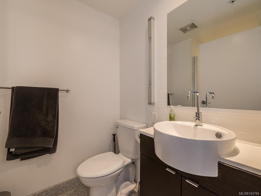 422-770 Fisgard St, Victoria