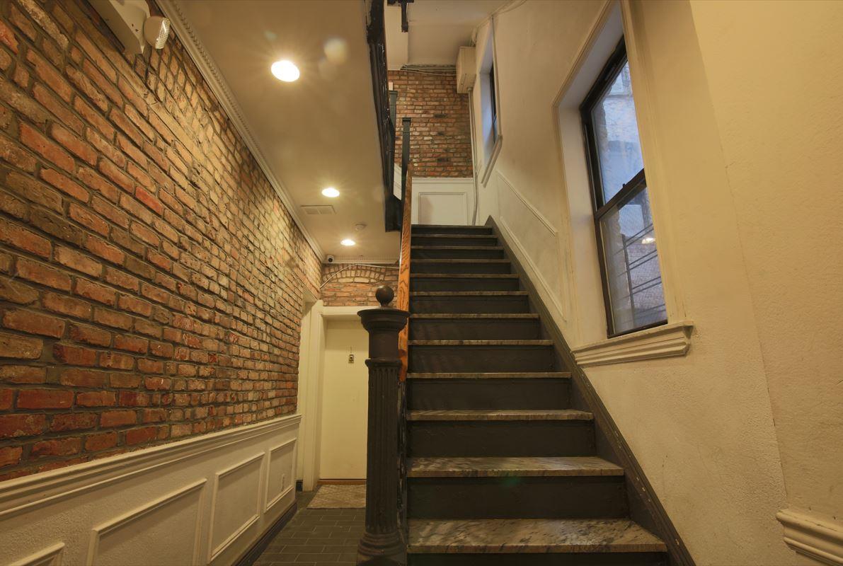 107 Christopher Street, Apt 7