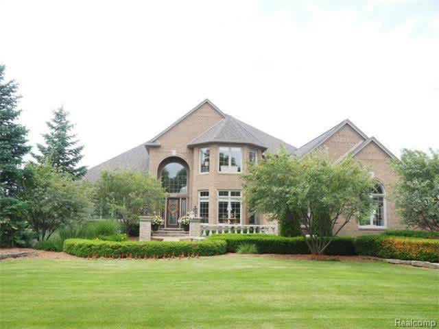 2710 Pebble Beach