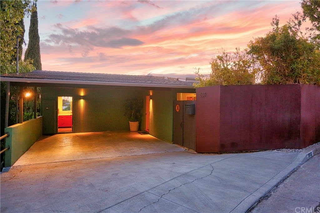 1533 Silverwood Ter