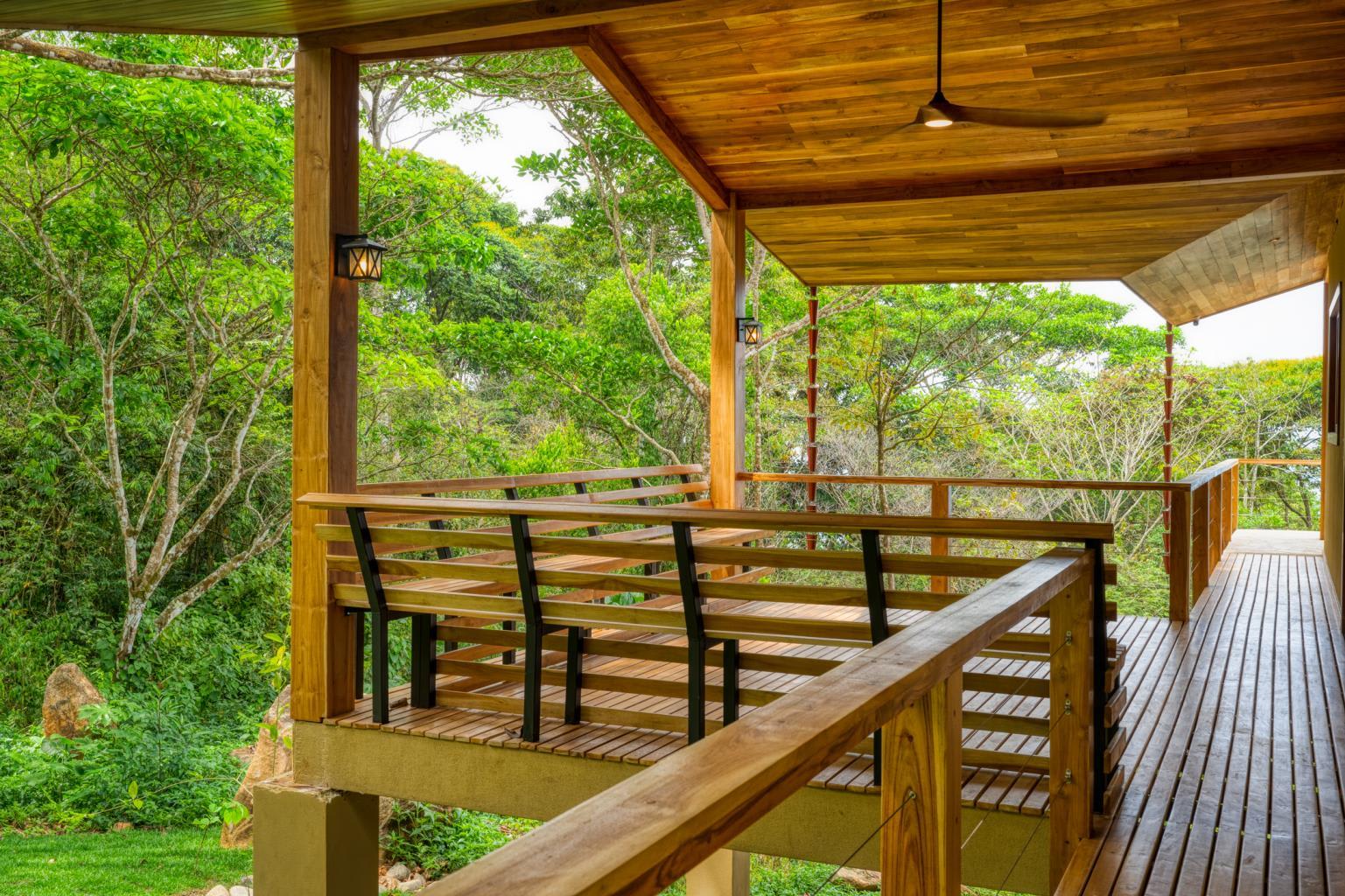 New 4 Bedroom Ocean View in Escalares