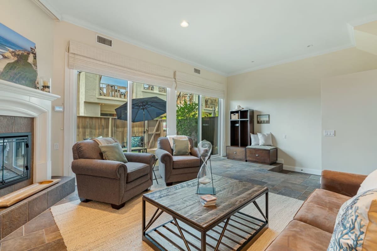 769 Ocean Surf Dr