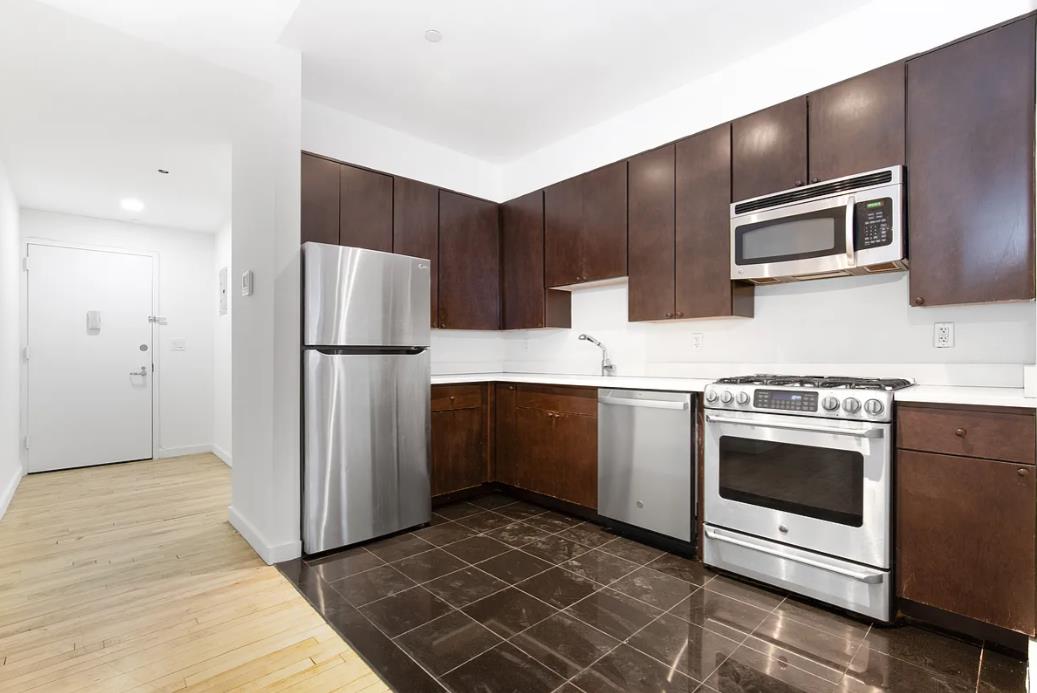 135 William Street, Apt 5-A