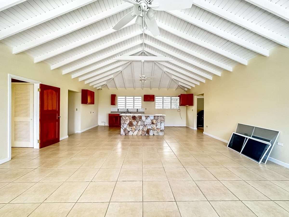 433 Huntum's Ghut 3 Bedroom Apartment