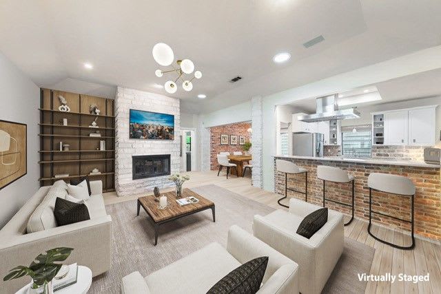 1803 Holly Hill Dr.