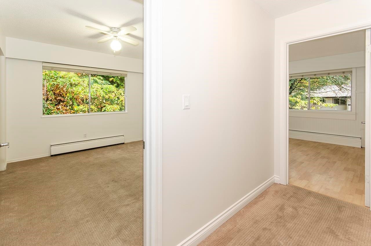 61-928 Premier St