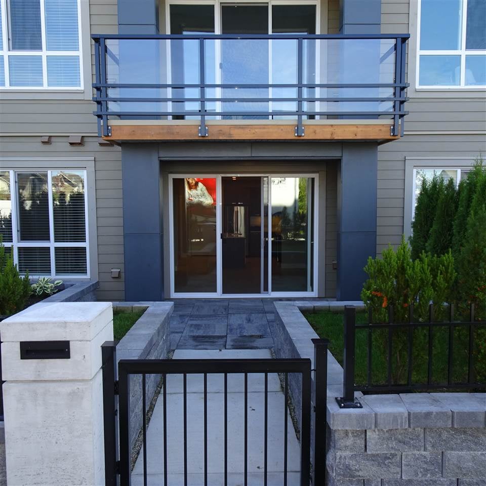 102-4690 Hawk Ln